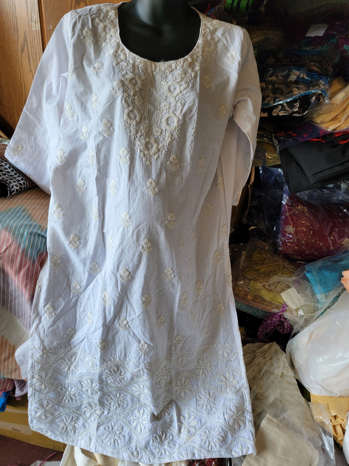 White Hand Embroidered Cotton Salwar kameez Dress Chest Size 44 Indian Wedding Party wear