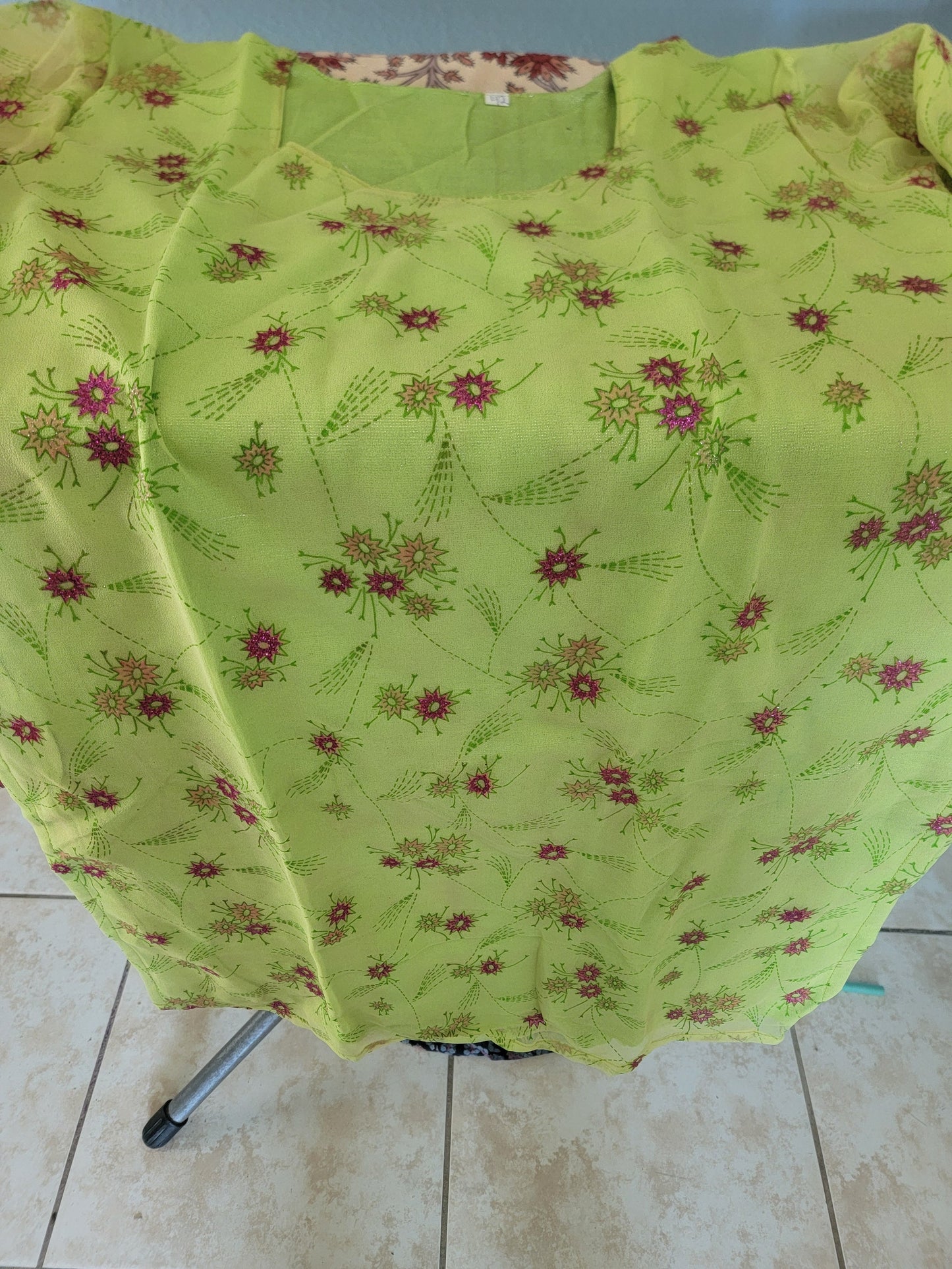 Green Kurta Top Chest size 42 Free Dupatta