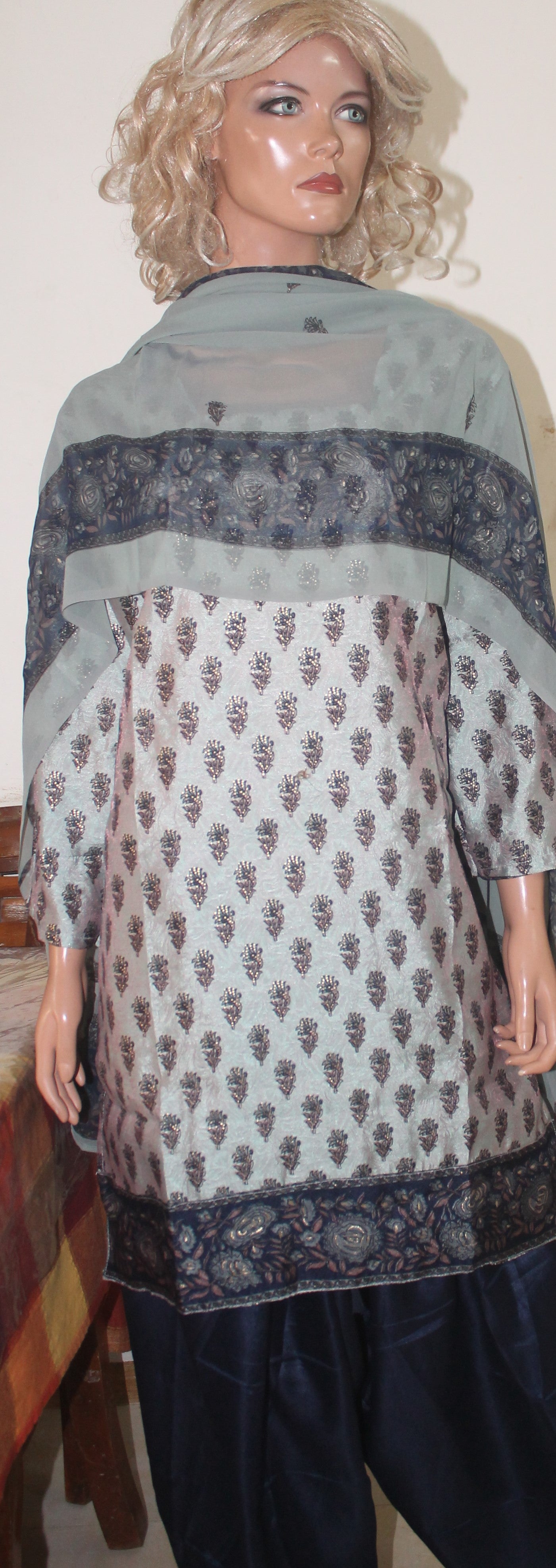 Cream Salwar kameez Dress Chest size 46