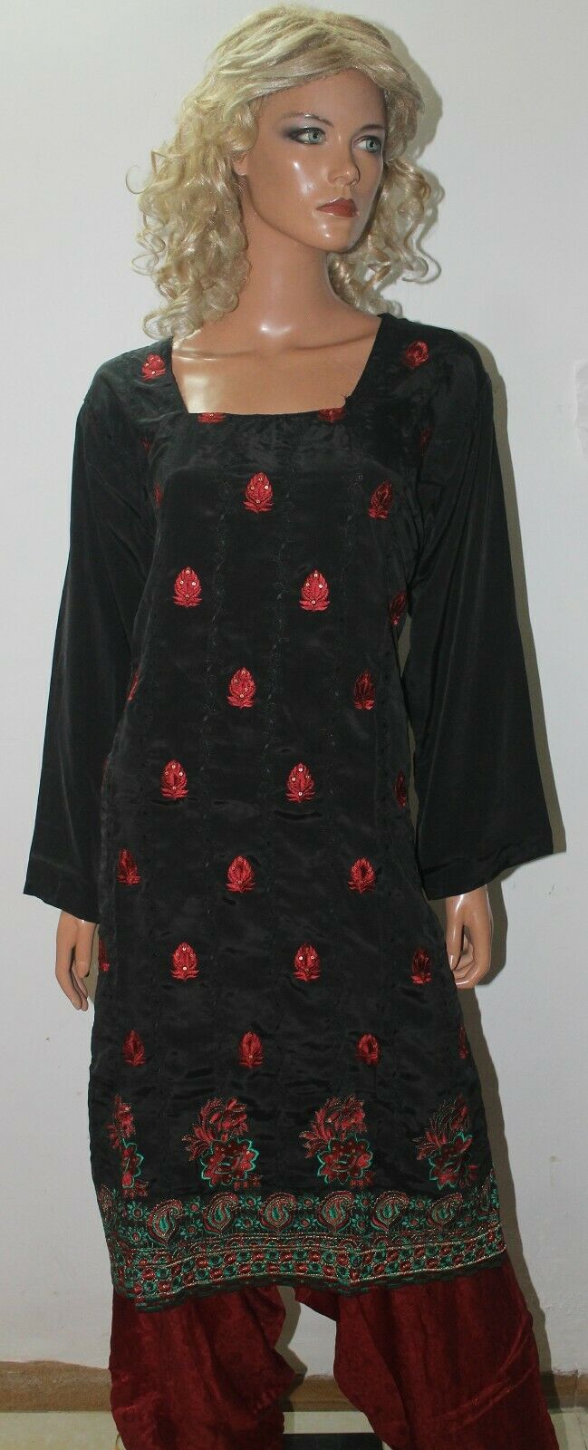 Black Red Embroidered Ready Wear Wedding Collections Salwar kameez Plus Size 52