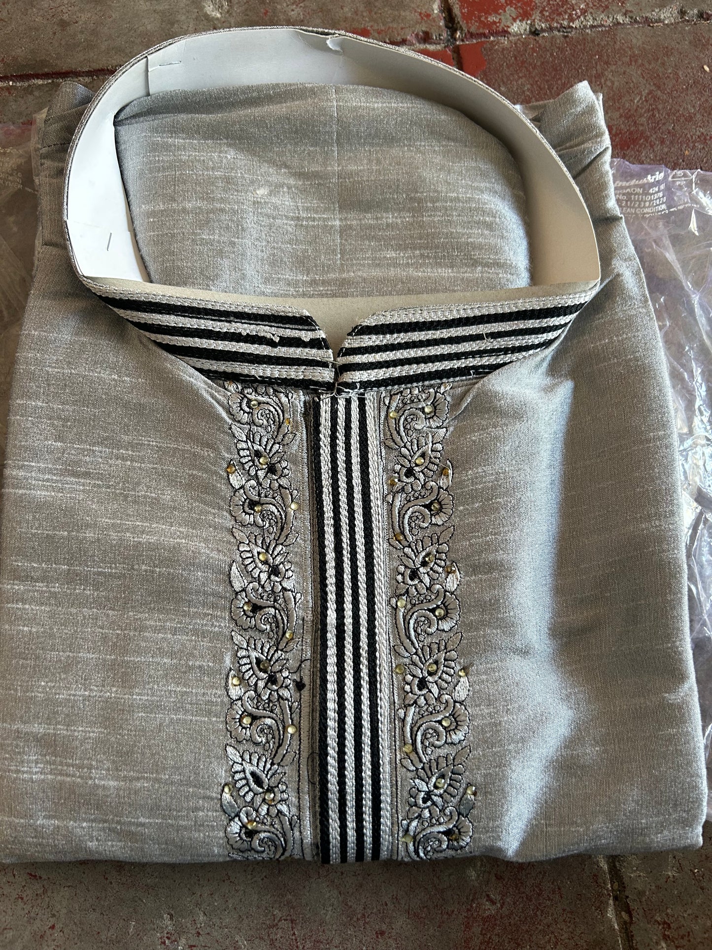 Gray embroidered men kurta pajama set size 2Xl &5Xl