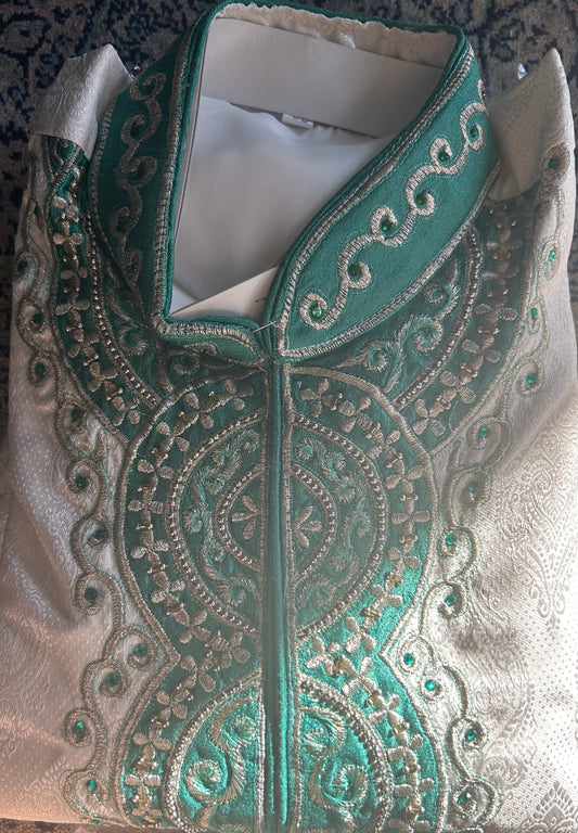 White Men sherwani  Set size small Indian Wedding Party wear