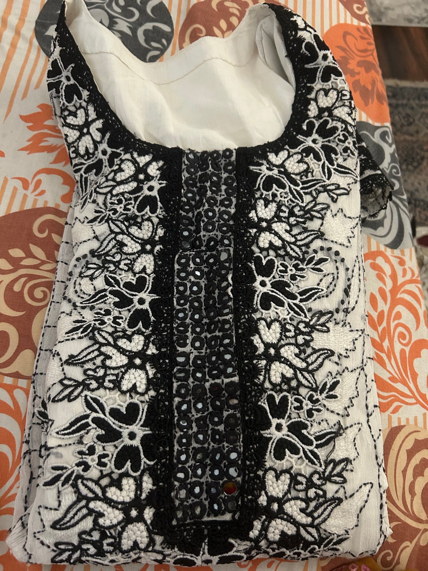 white  salwar kameez Dupatta set  chest  Size 42