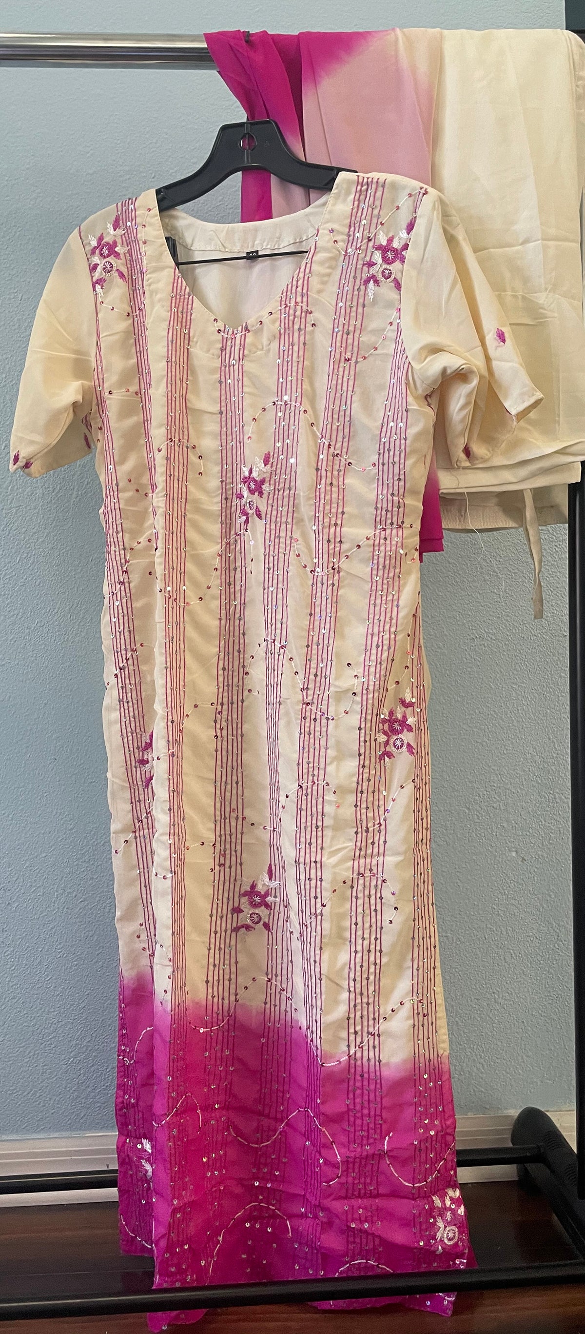 Tie dye Embroidered  Salwar kameez Dress Chest Size 40  Indian Wedding Party wear