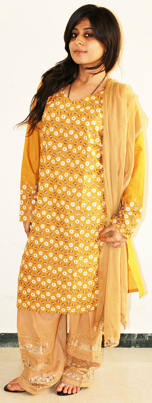 Brown Summer cotton 99 salwar kameez Long sleeves Embroidered dress sz 44