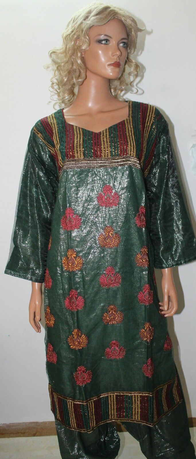 Green Shimmer Cotton  Salwar Suit Set By Inayah Patel chest size 42