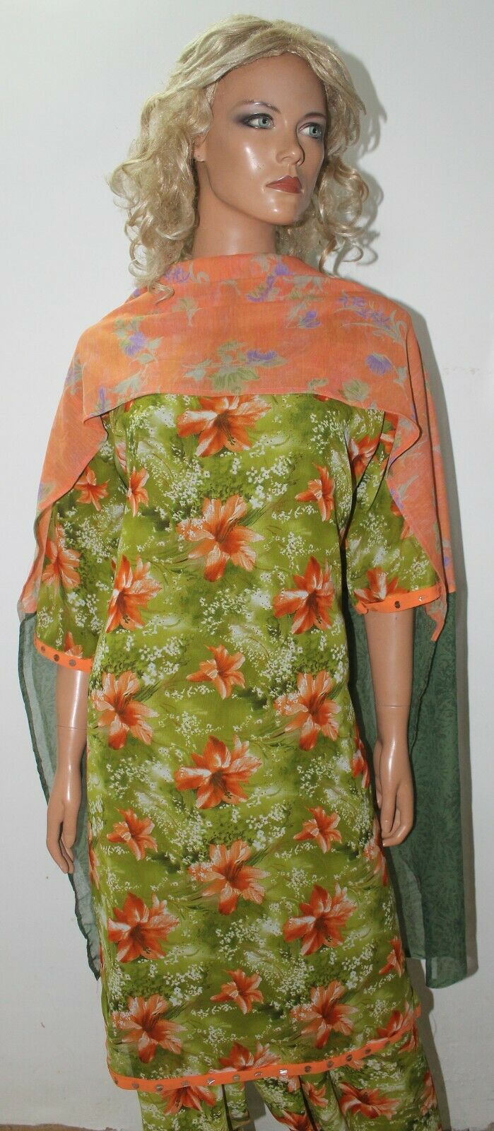 Green Floral Print Ready to Wear Salwar Kameez  chest 46   Fast ship New