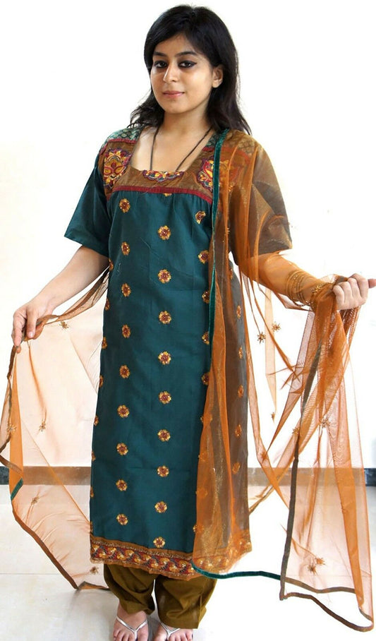 Green Cotton  Ready Wear Salwar Kameez  chest Size 48  Full sleeves