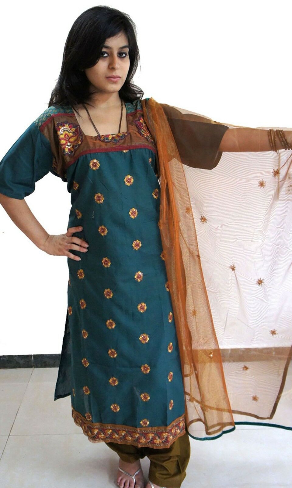 Green Cotton  Ready Wear Salwar Kameez  chest Size 48  Full sleeves